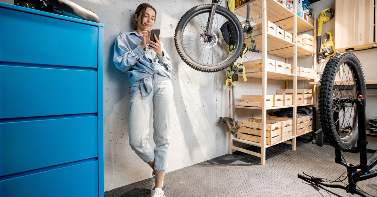 handywoman standing relaxed