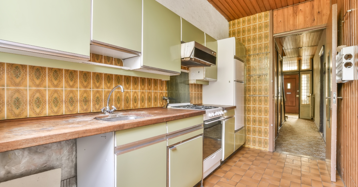 old fashioned kitchen