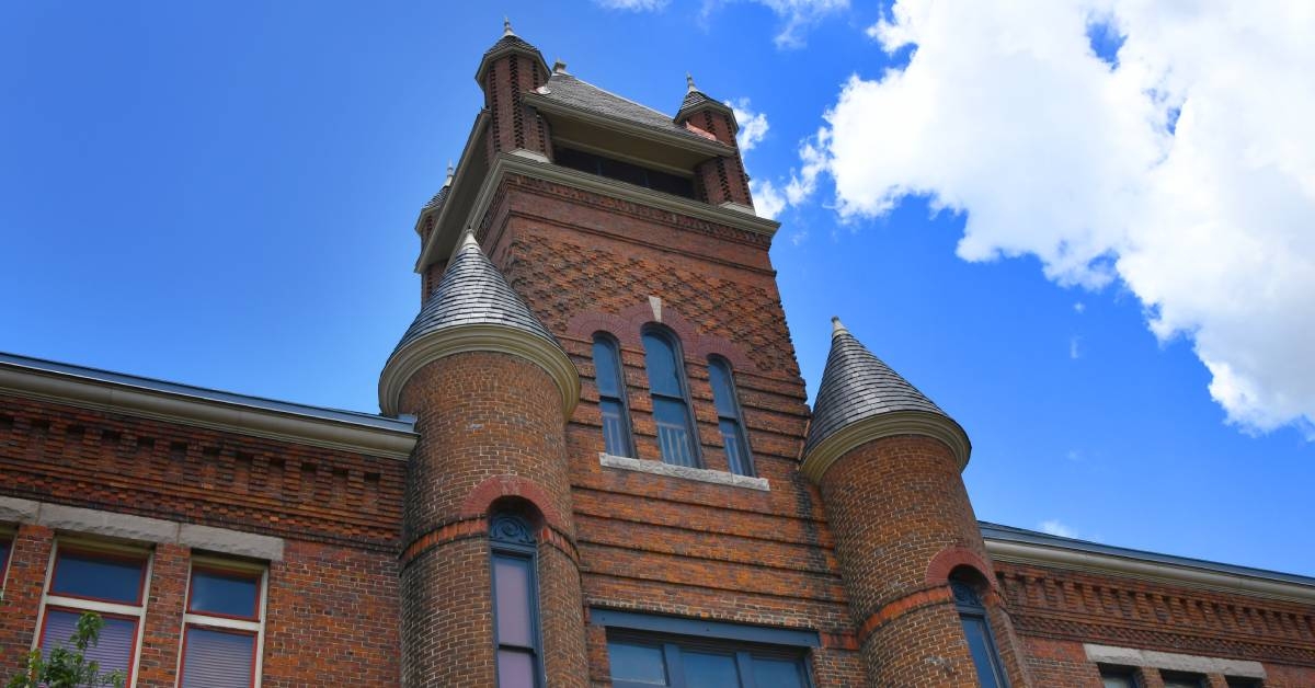 building in morristown tennessee