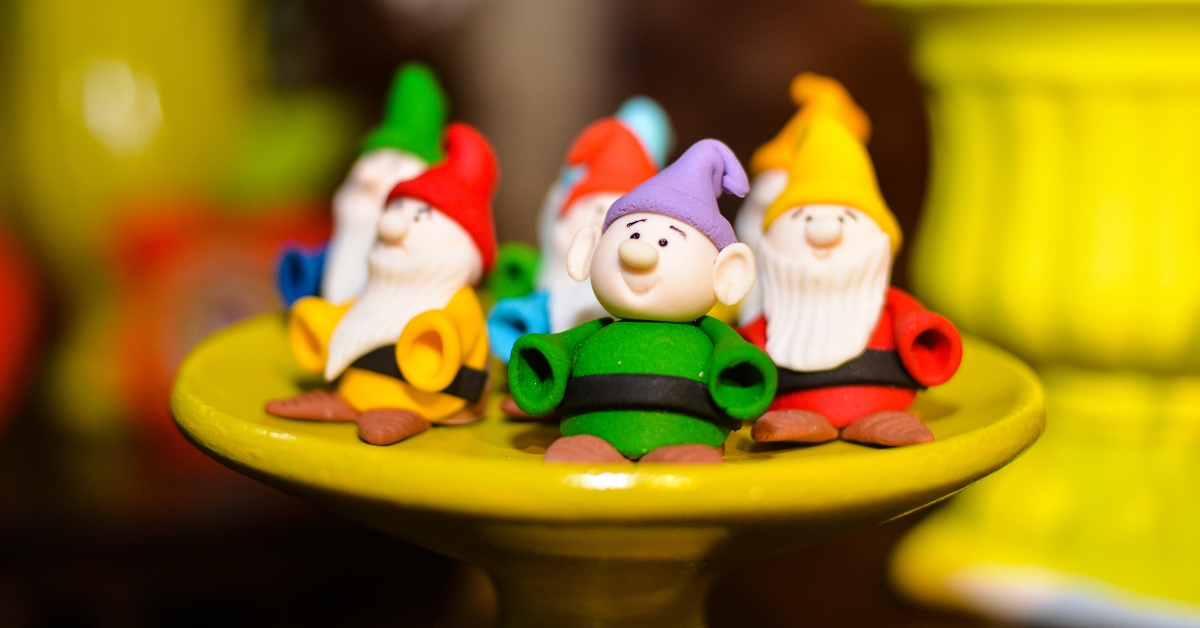 seven dwarfs party sweets