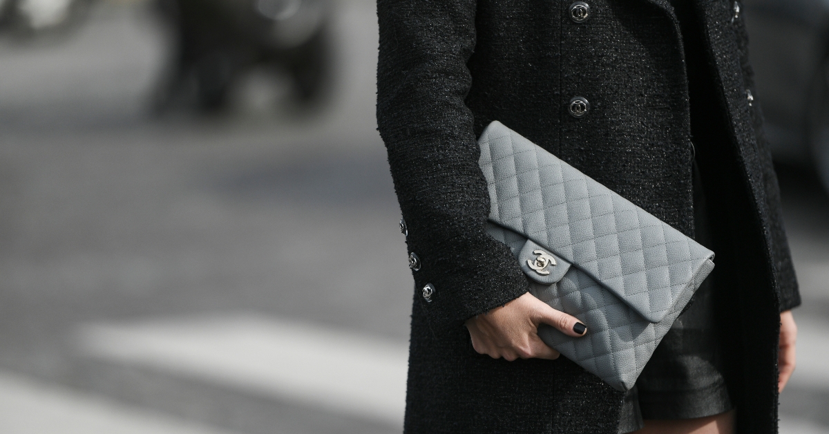 leather chanel clutch bag