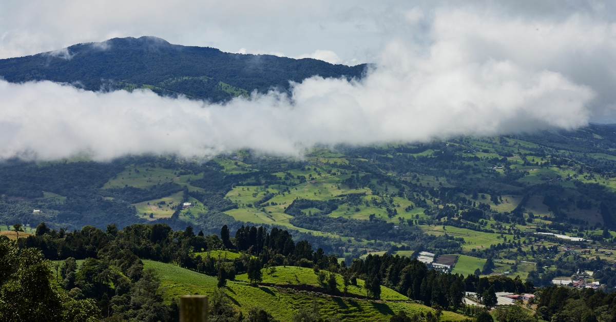 mountains grecia costa rica