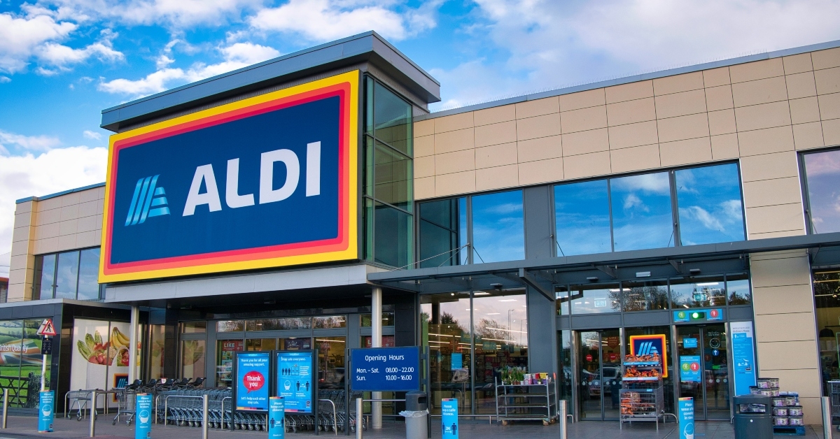 brand logo of a branch of german discount retailer aldi