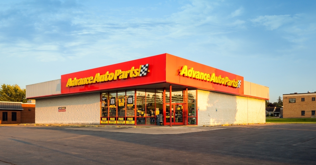 advance auto parts store building exterior