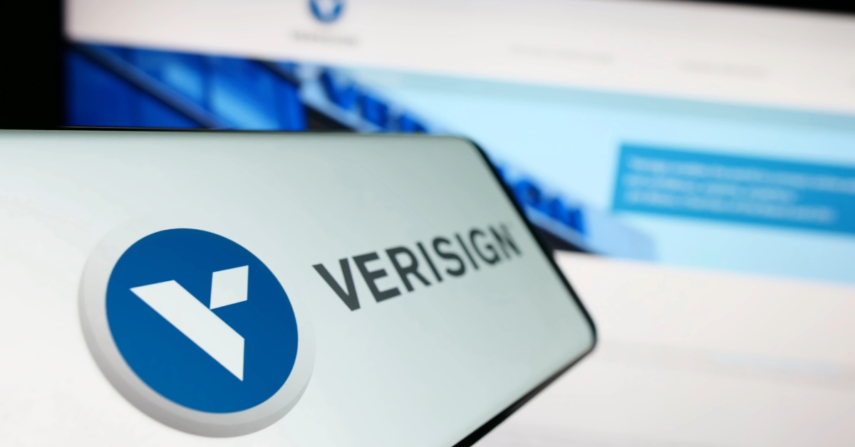 American network infrastructure company Verisign Inc. on screen in front of website