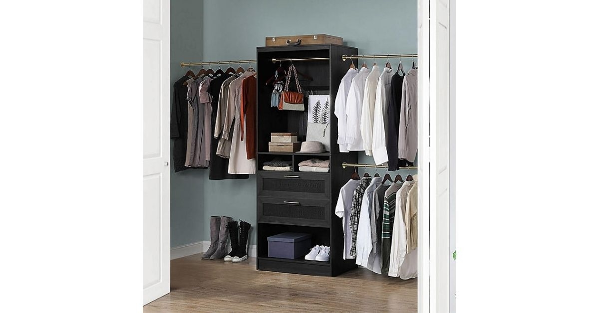 living closet organizer
