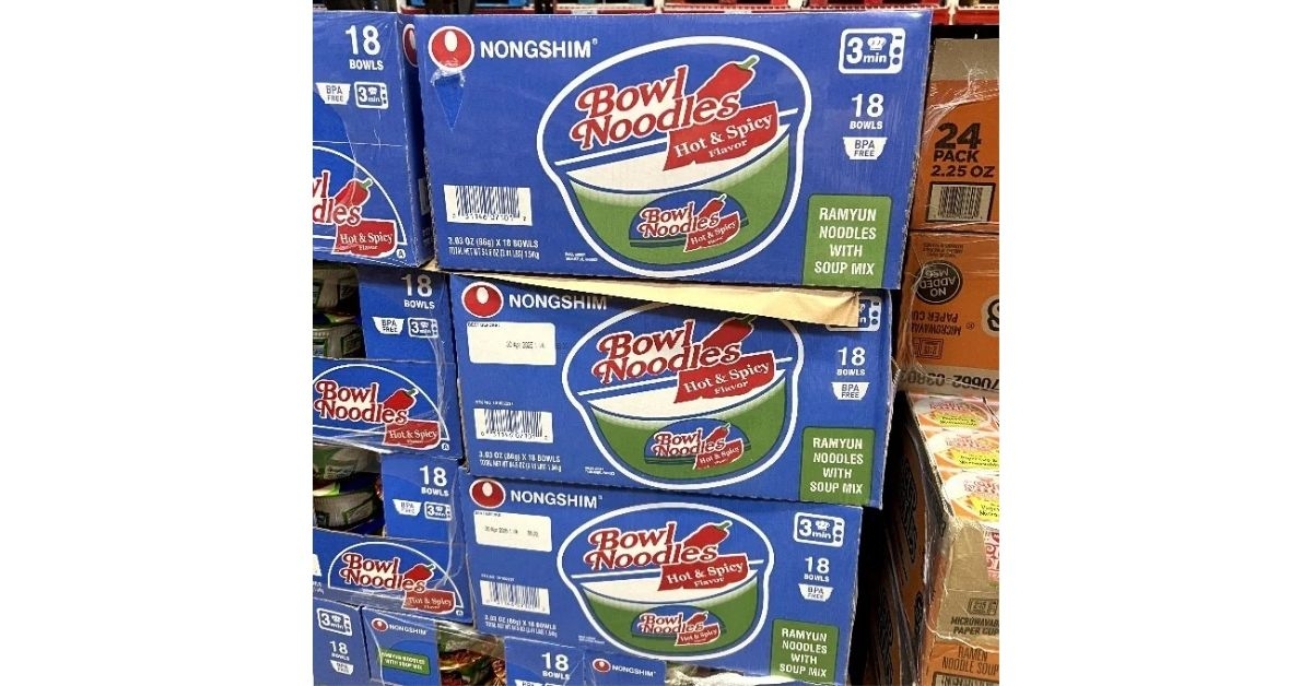 Nongshim Hot and Spicy Bowl Noodles