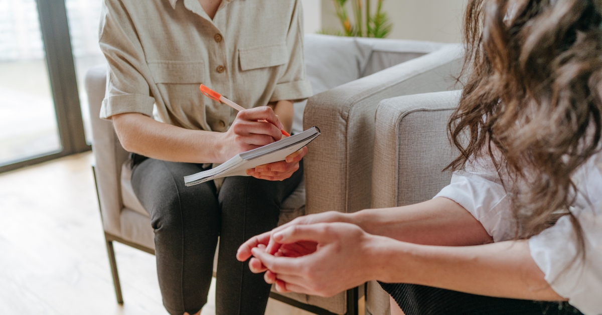 woman talking about her mental health