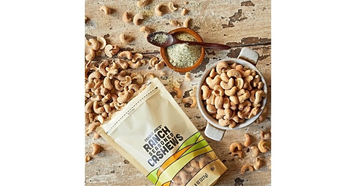 Ranch seasoned cashews