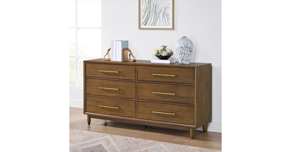 marina del rey dresser