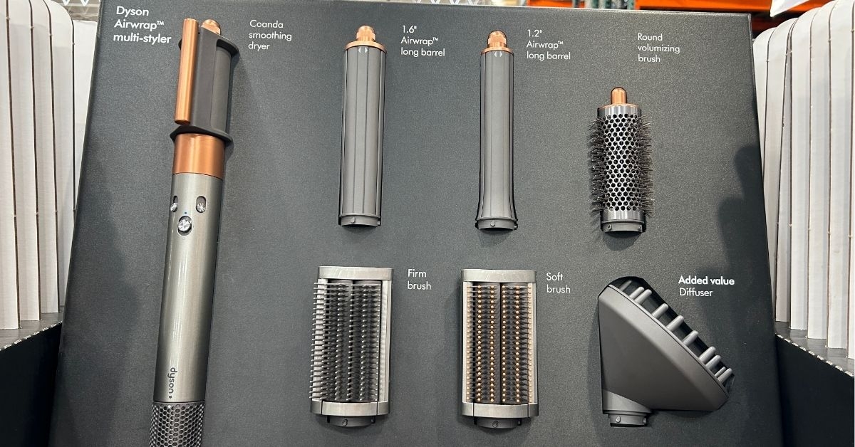 A set of hair styling tool