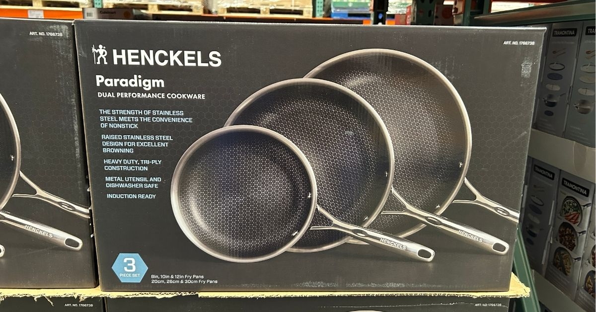 Three piece cookware set