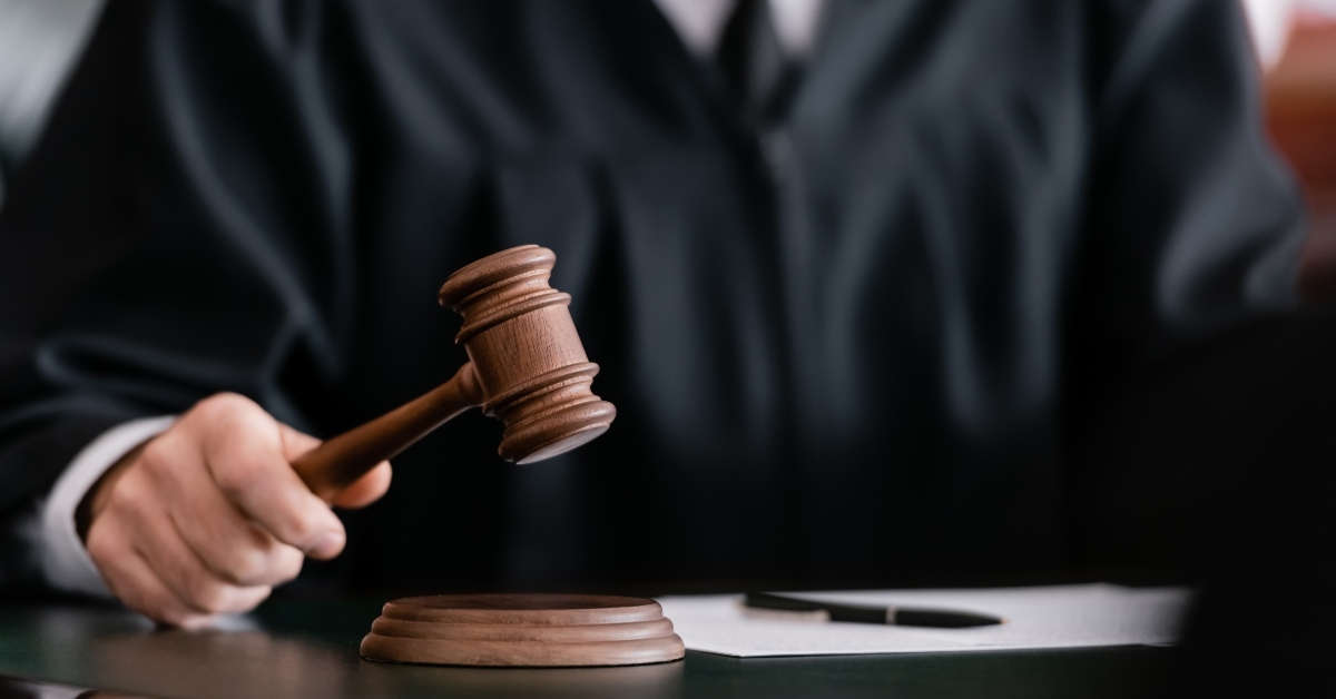 judge having a decision