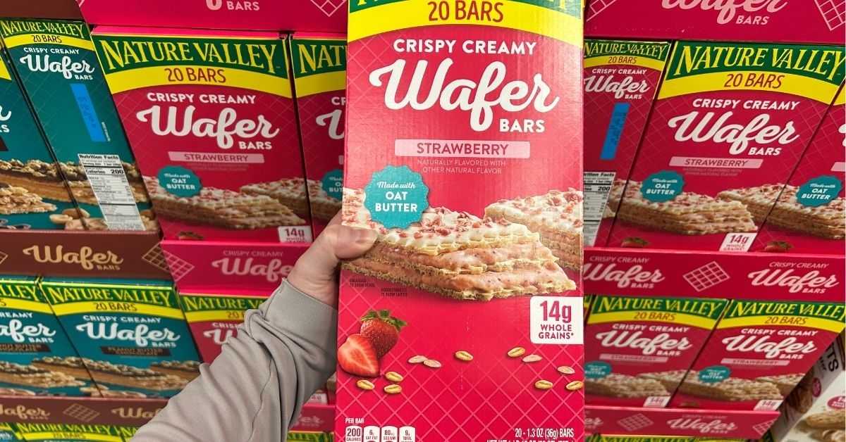 strawberry wafer bars