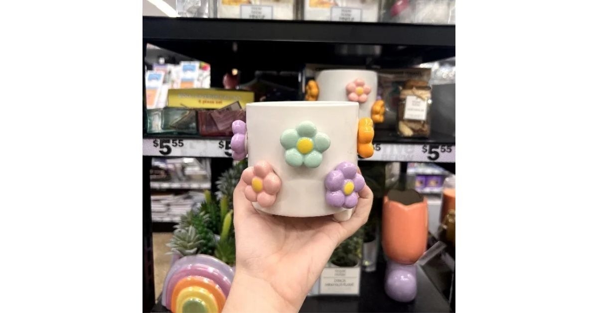 Flower pop out planter