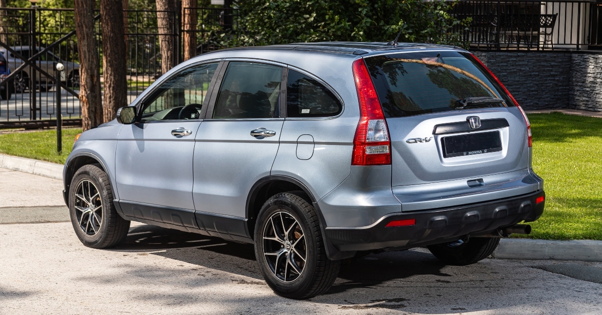 grey honda crv parked