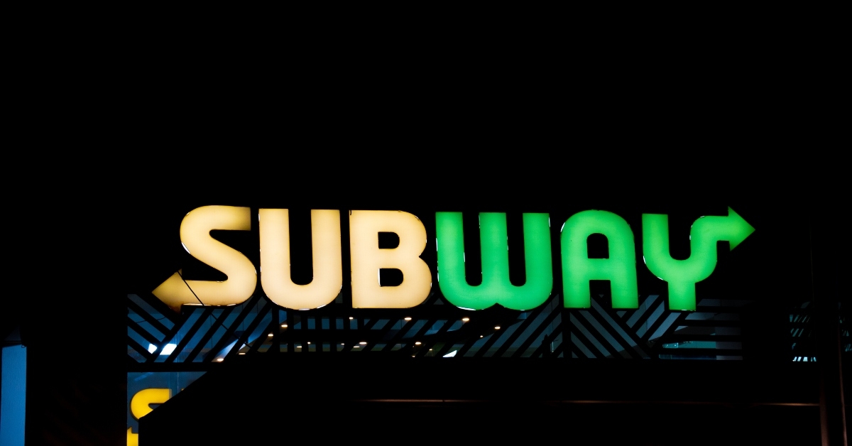 logo subway international brand