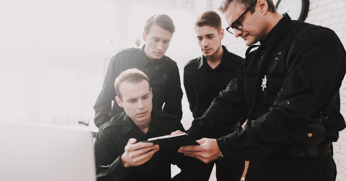 officer instructs subordinates