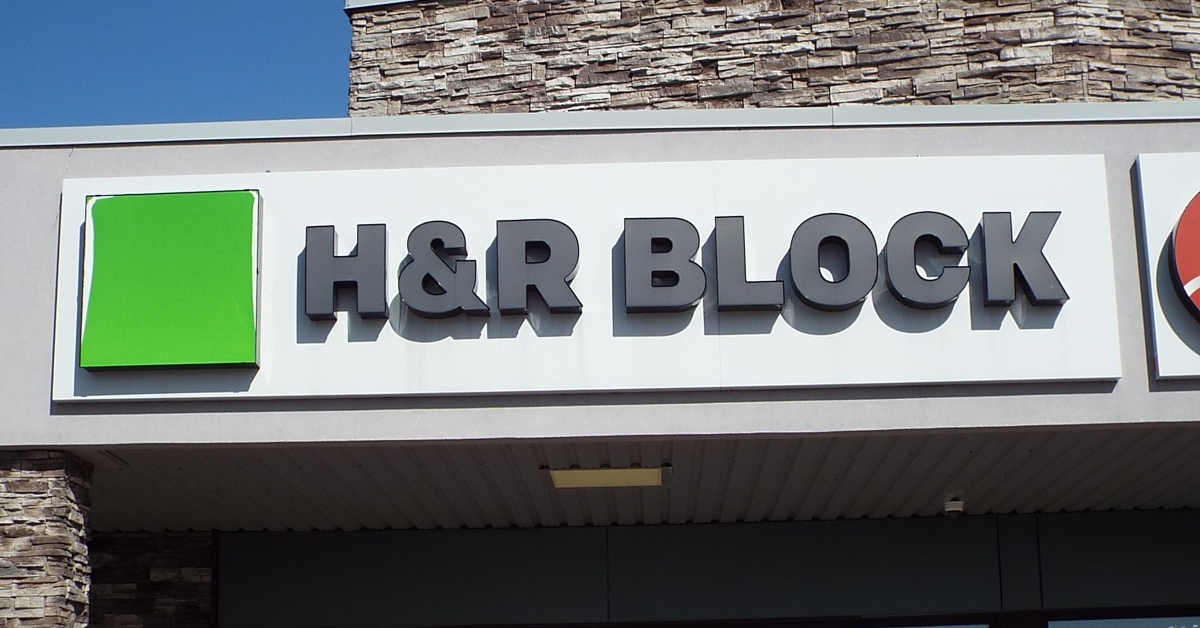 storefront sign on bank street