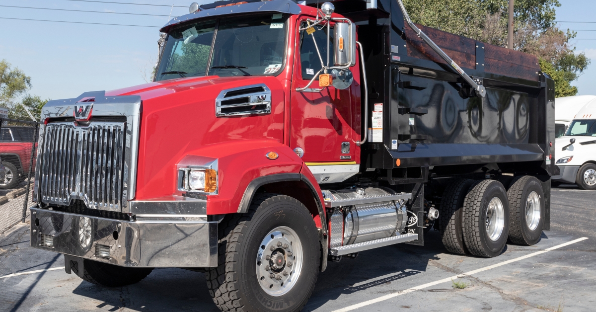 Western Star heavy duty 4700SB Dump Truck