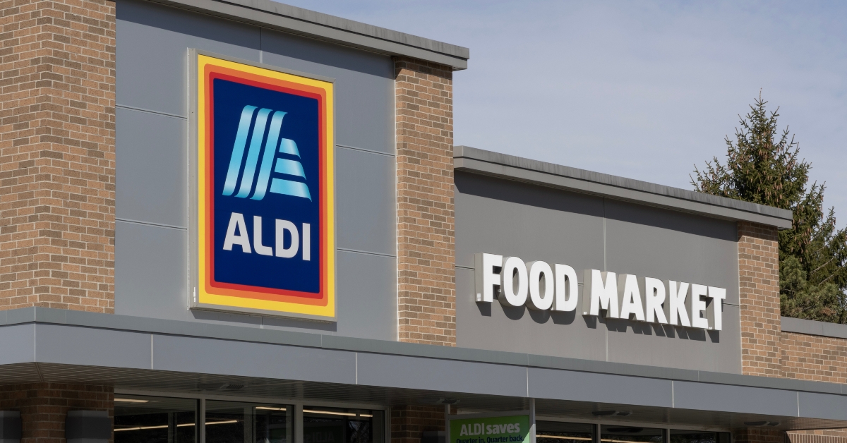 Aldi Discount Supermarket store exterior