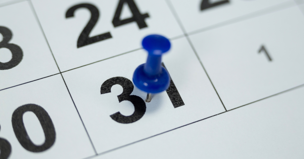 blue pin push on day 31st of month