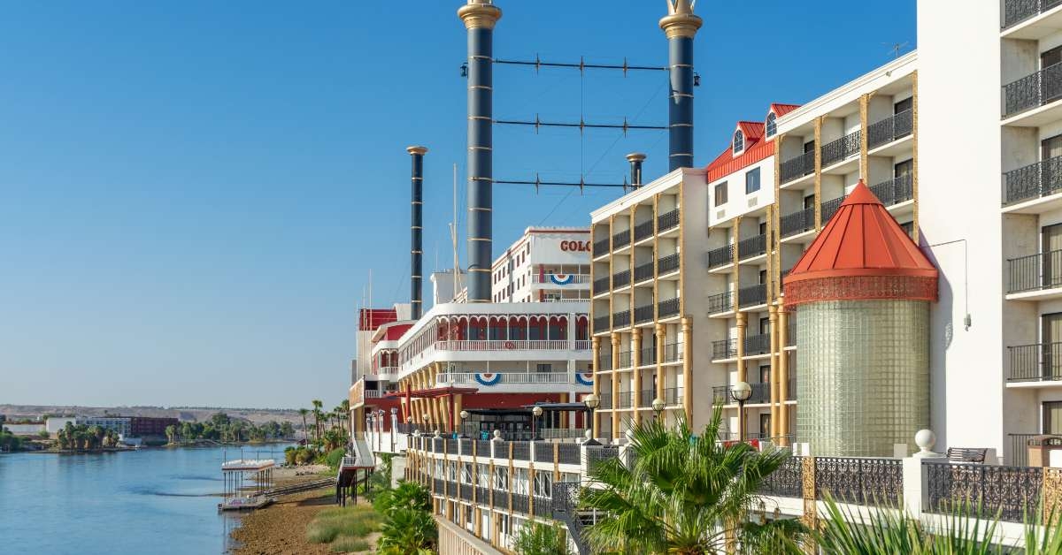 exterior of the colorado belle hotel