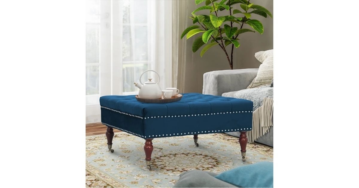 upholstered indoor cocktail ottom chair