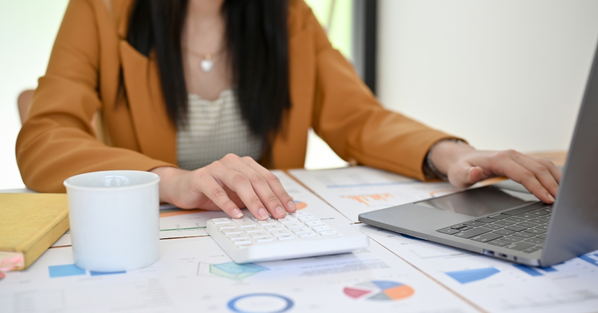 finical worker working at her office desk