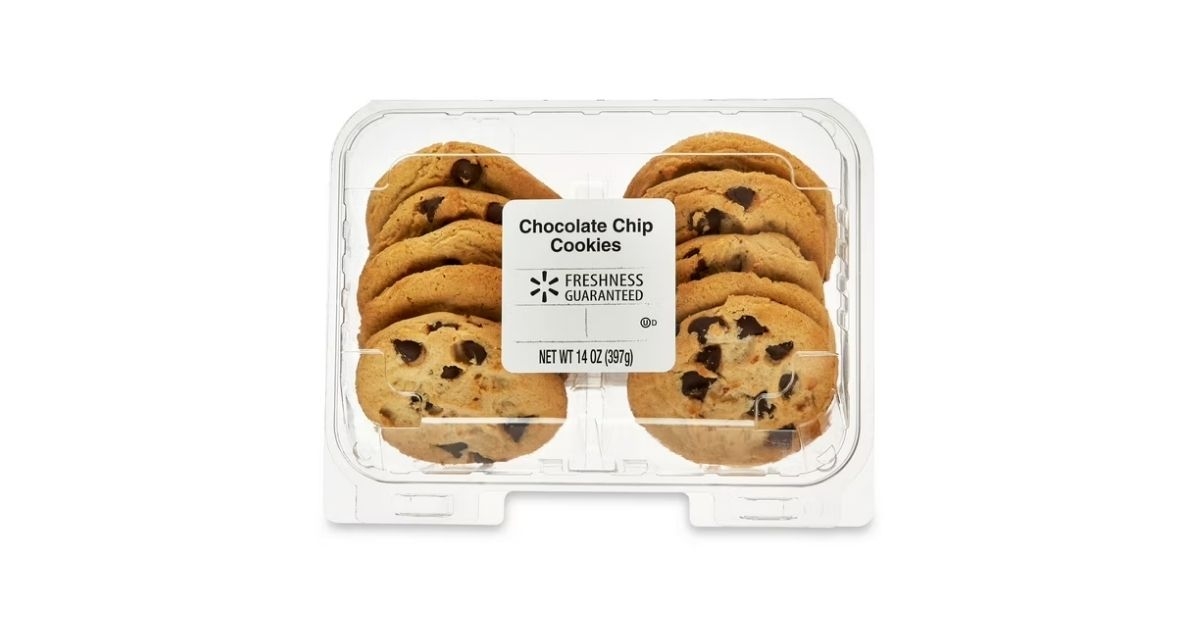 chocolate chip bakery cookies