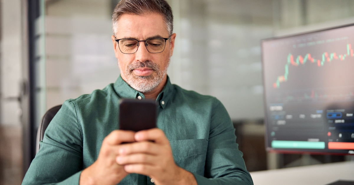 analyzing financial trading crypto stock market 