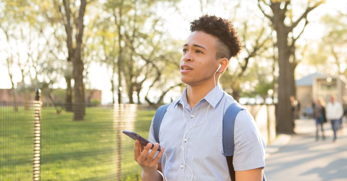 college student talks on the smartphone