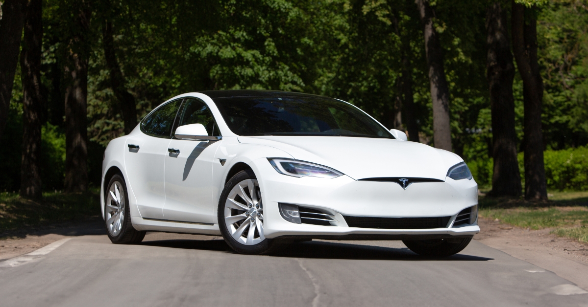 Tesla Model S 2022 at the rural road