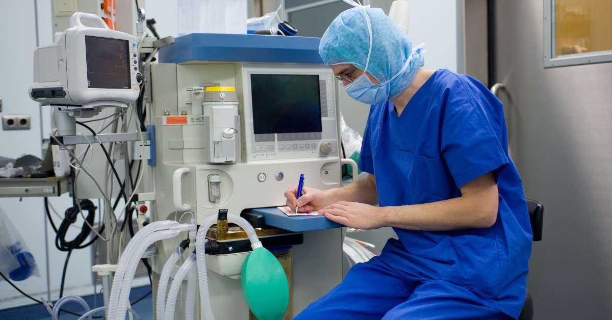 anesthetist at work