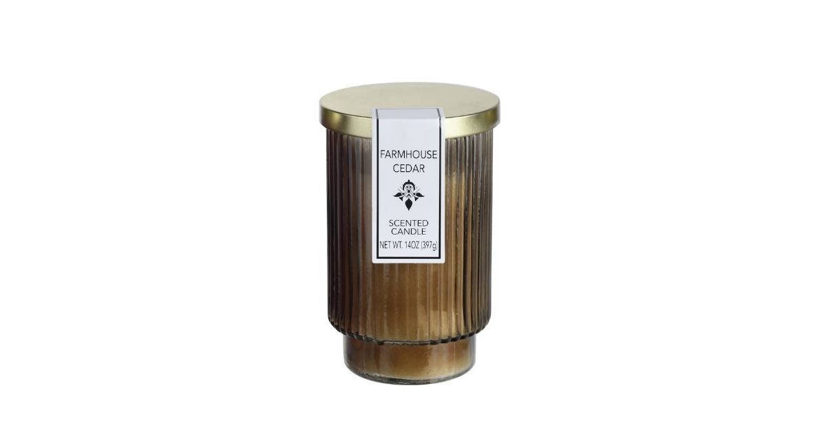 farmhouse cedar scented candle