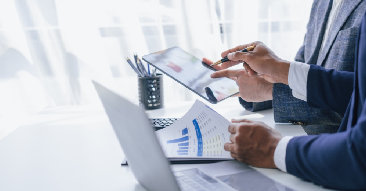 bookkeepers and accounting lawyer consultation