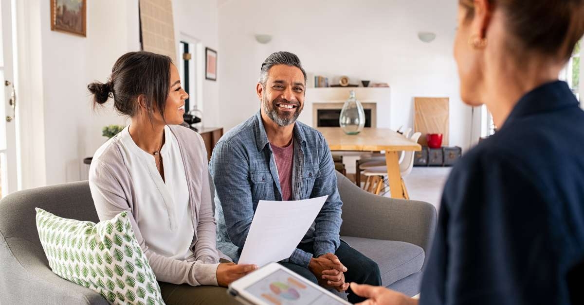 financial advisor at home