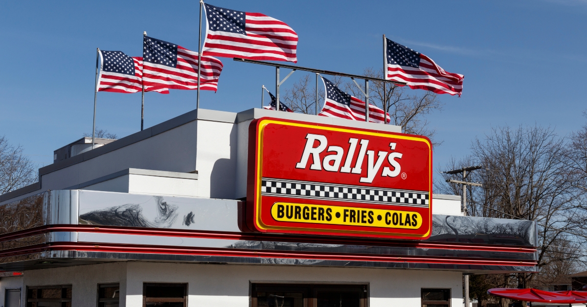 rallys drive thru fast food restaurant