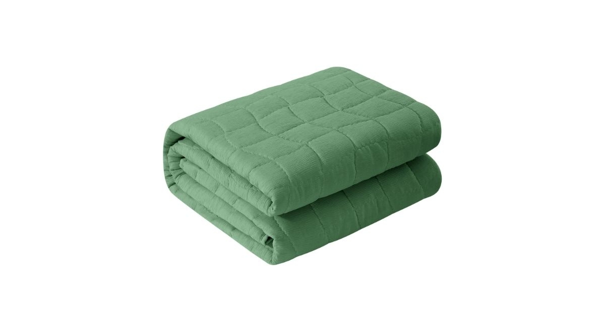 green lily cloud quilt