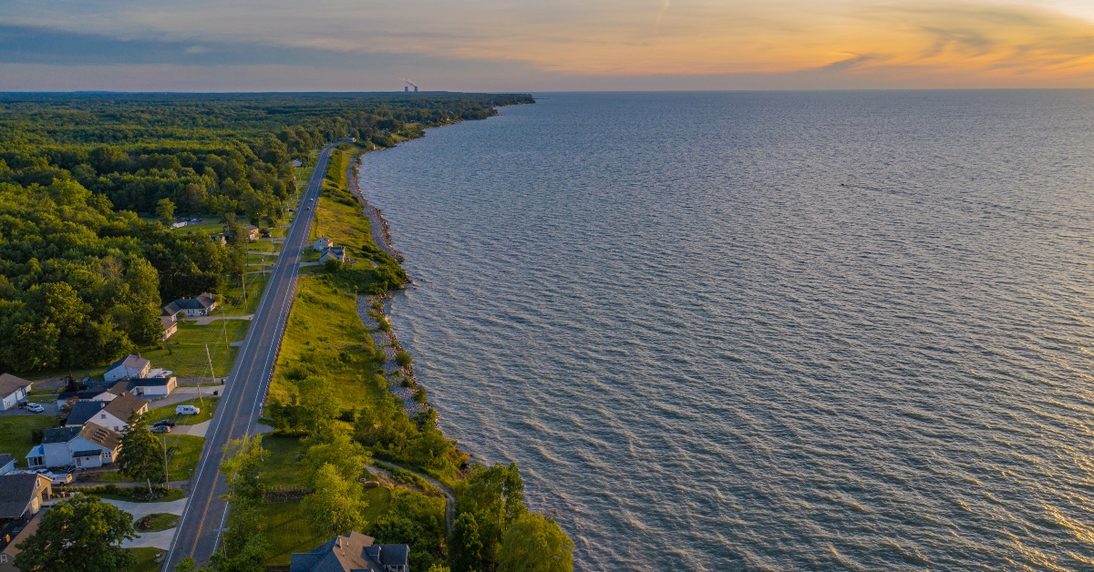 lake erie coastline ashtabula ohio