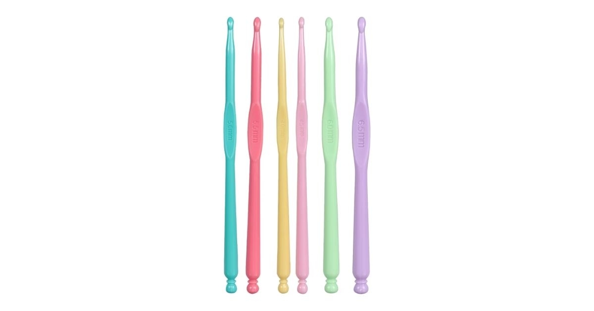 plastic crochet hooks