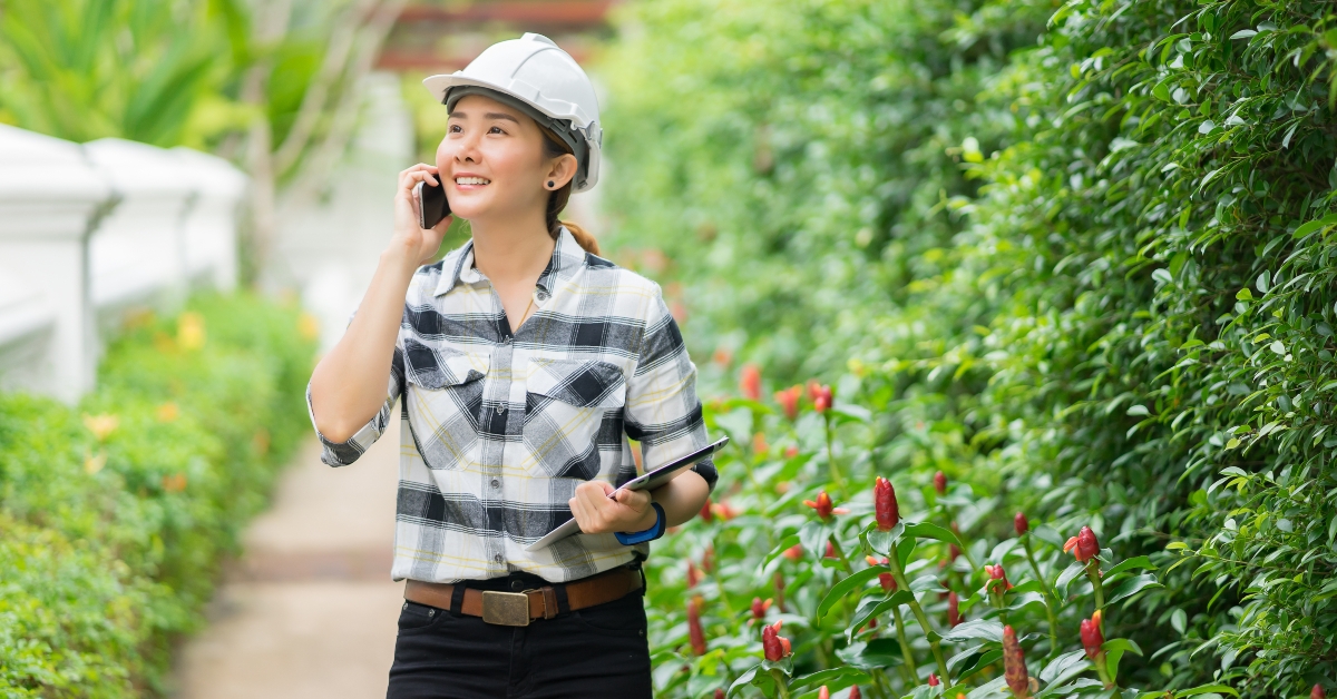 engineer talking on mobile phone