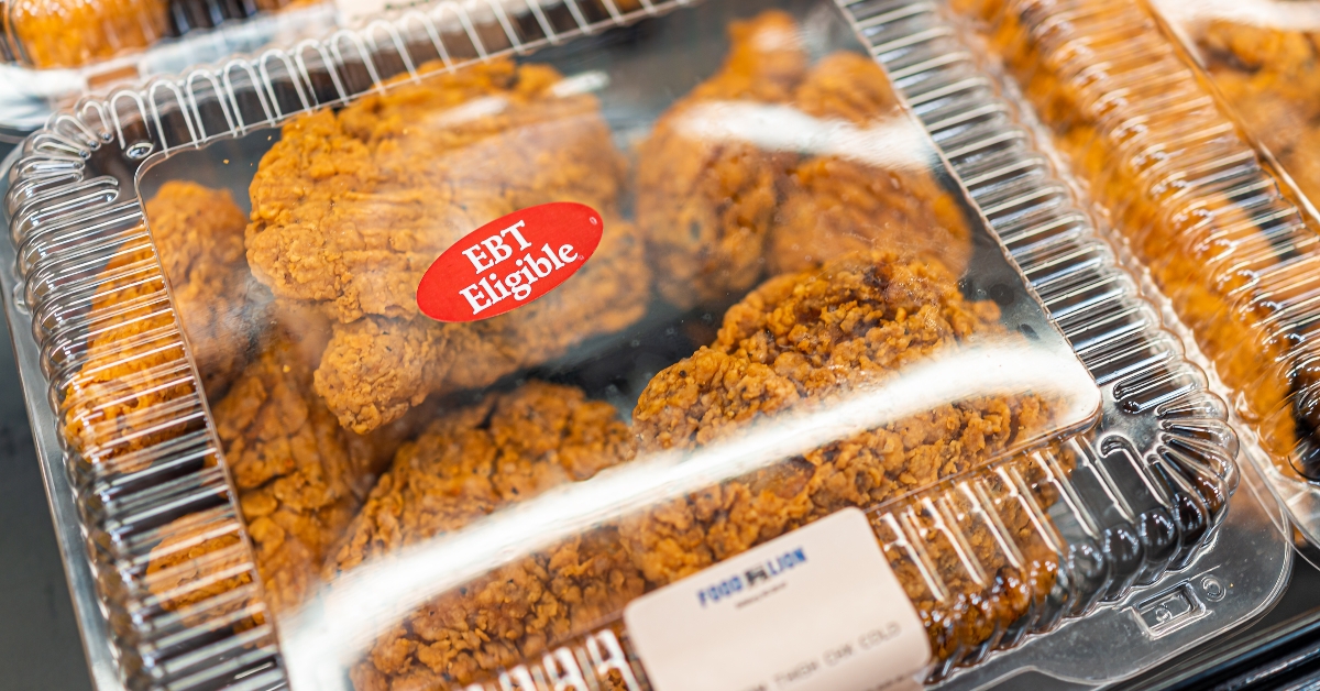 Deep fried chicken on retail display