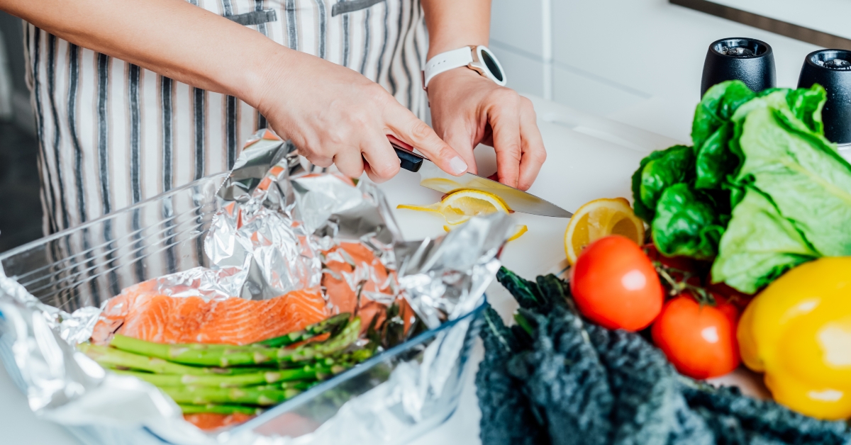 Baked salmon with green asparagus recipe steps