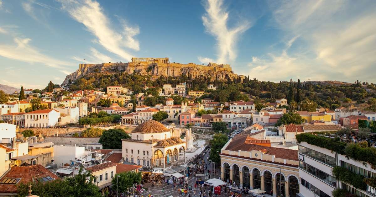 view of monastiraki square and the acropolis 