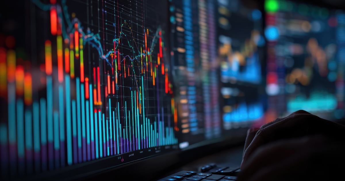 Financial data analysis on multiple screens
