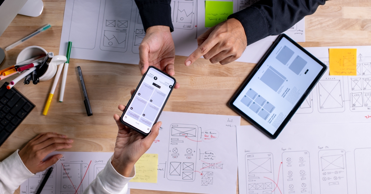 ux ui designers discussing