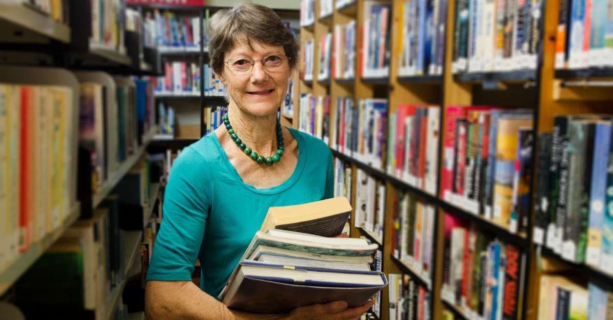 jobs and proffesions librarian