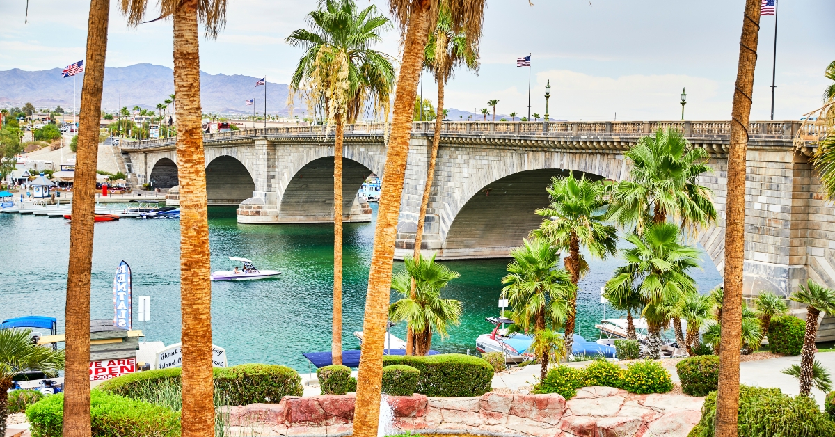 London Bridge Lake Havasu, Arizona