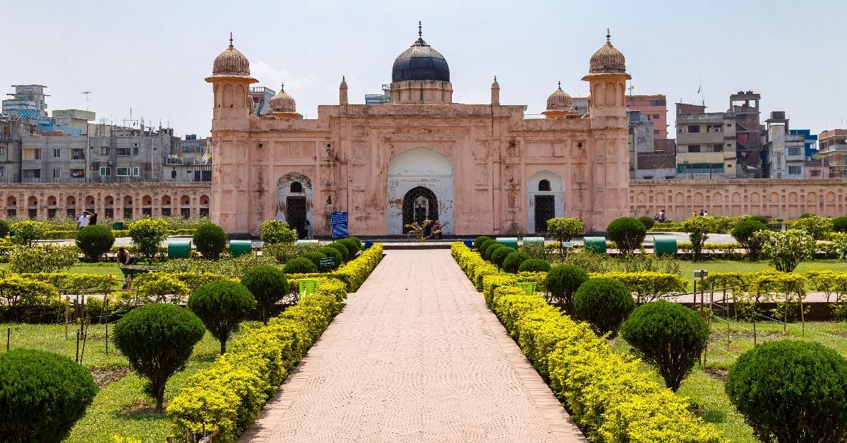 incomplete Mughal fortress in Dhaka Bangladesh